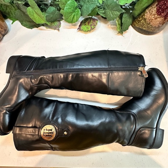 TOMMY HILFIGER Ivane Black Leather Boots with Sliver Monogram, EUC - Picture 1 of 10